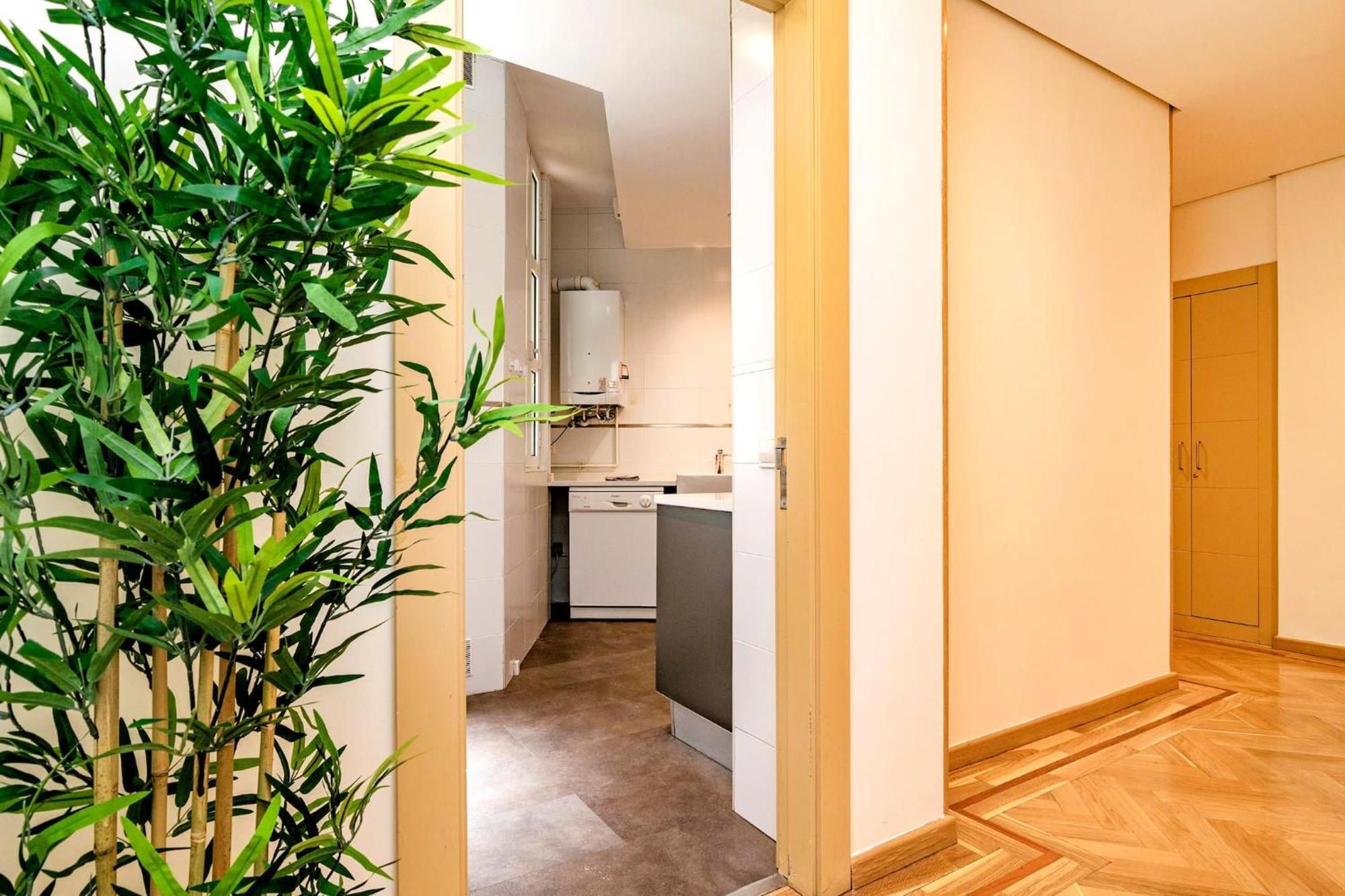 Velazquez Suites Madrid Exterior foto