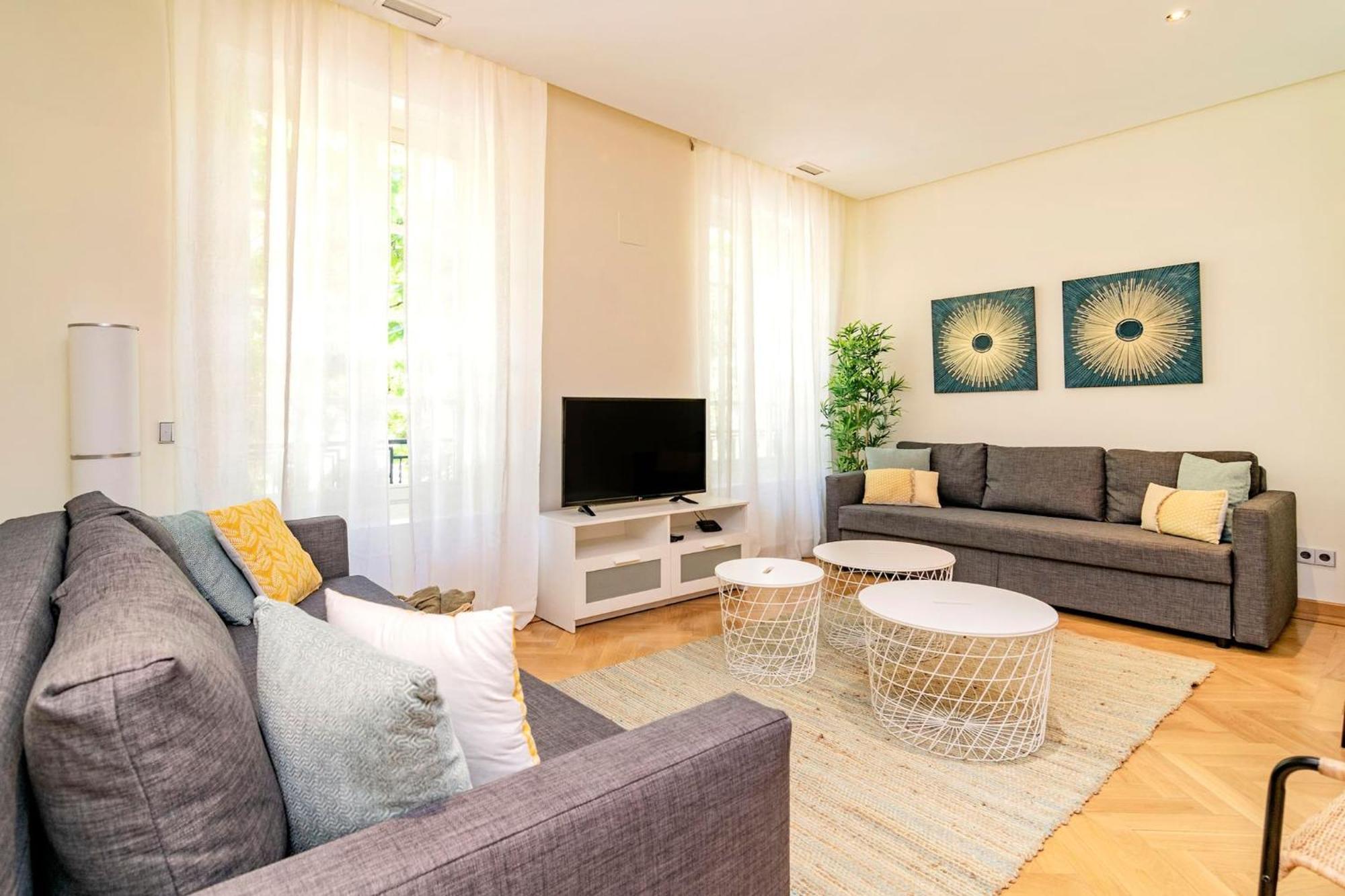 Velazquez Suites Madrid Exterior foto
